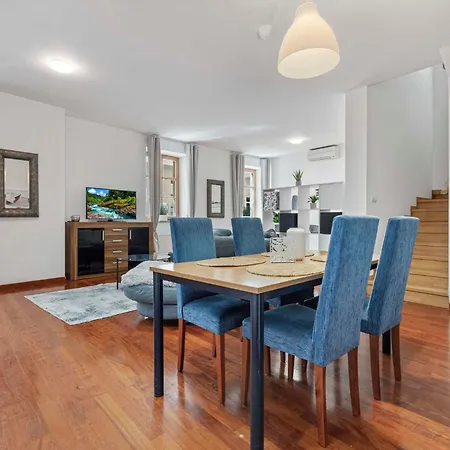 Charming In The Heart Of Apartment