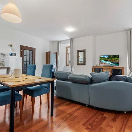 Charming In The Heart Of Apartment *