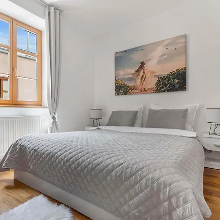 Apartment Charming In The Heart Of *