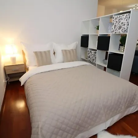 アパート Charming In The Heart Of